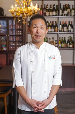 川崎　律司 氏