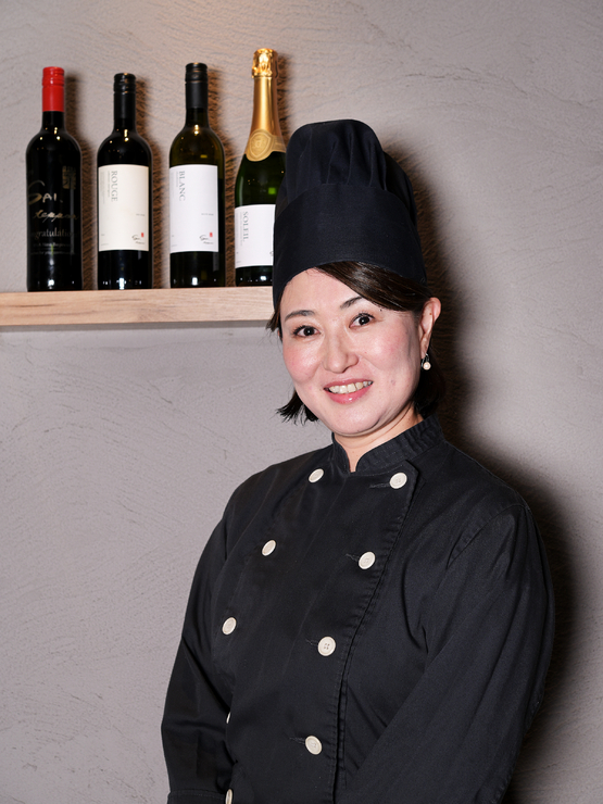 酒井　美歌子 氏