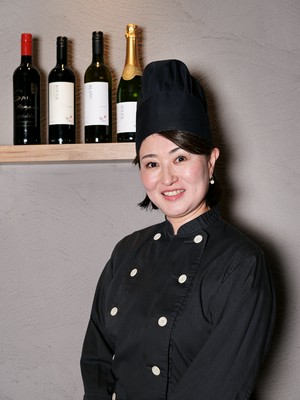 酒井　美歌子 氏