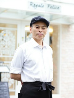 峯岸　信義 氏