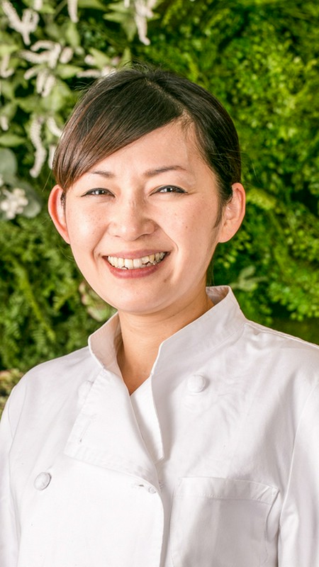 平泉　雅美 氏
