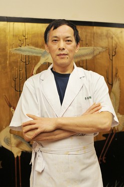 菫　寿春 氏