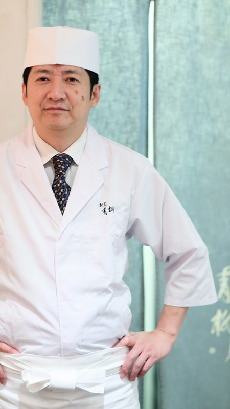 青柳　竜良 氏