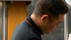 久慈　秀明 氏
