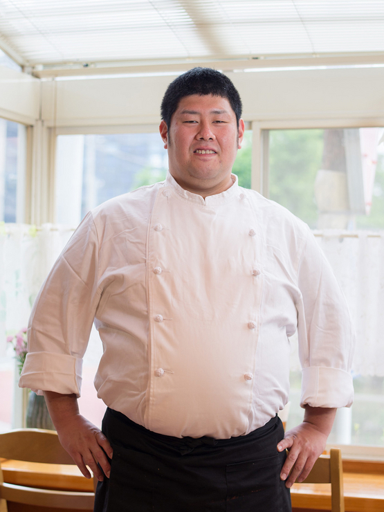高橋　秀允 氏