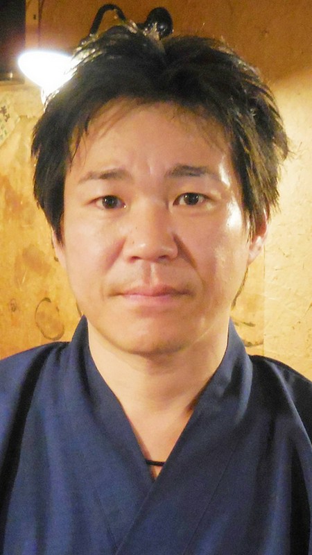 山崎　直哉 氏