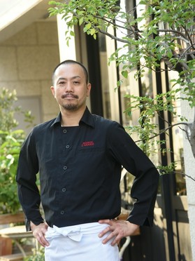 柘植　淳平 氏