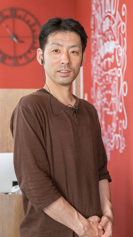 高村　泰弘 氏