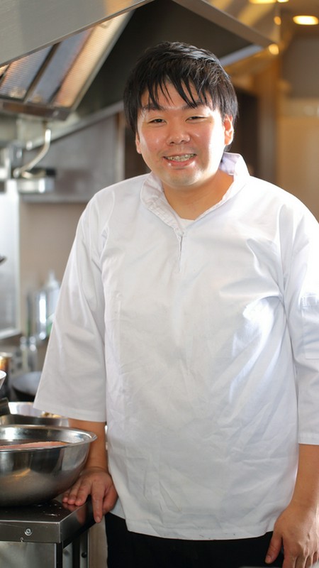 南　俊郎 氏