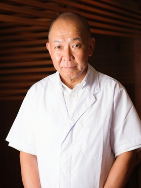 吉岡　茂樹 氏