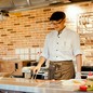 眞尾　佳弘