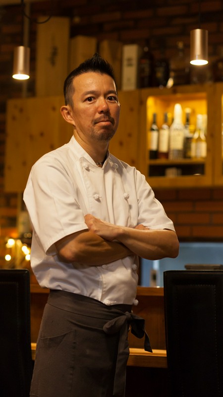玉那覇　彰 氏