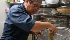 桐生　辰夫 氏