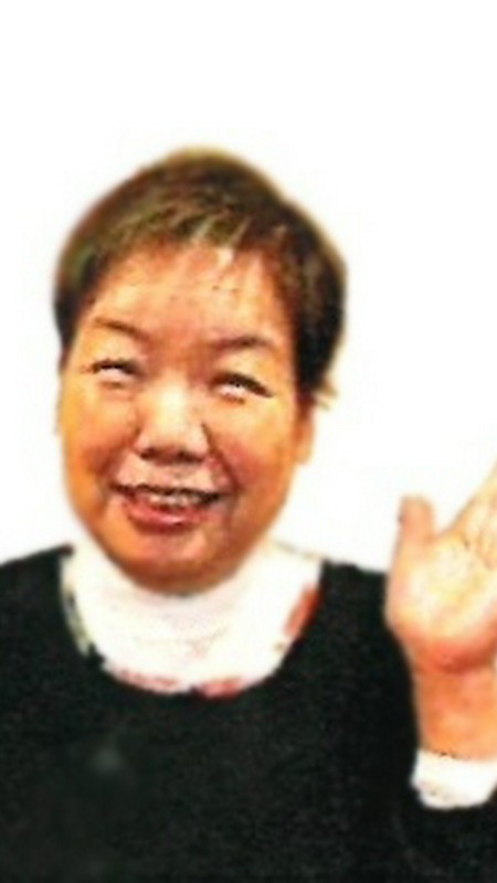 徳弘　千代 氏