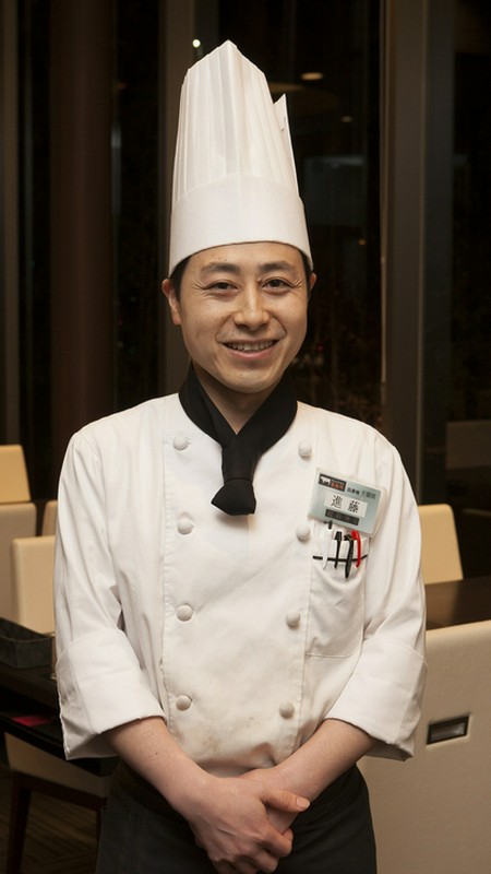 進藤　伸幸 氏
