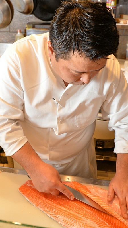 小坂　勝利 氏