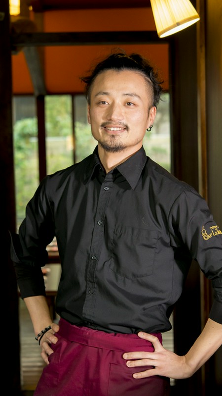 安藤　秀晃 氏