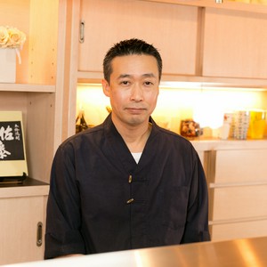 末廣　健一