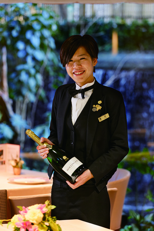 森　涼子 氏