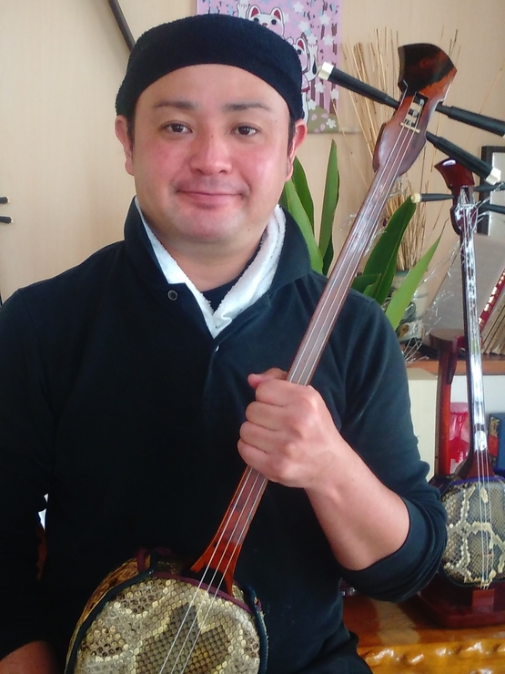 崎濱　秀貴 氏