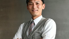 榎本　直敏 氏