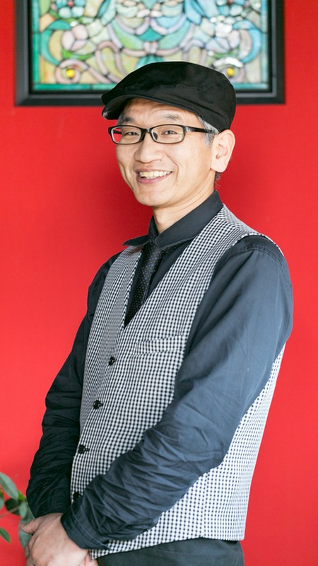 岡田　泰弘 氏