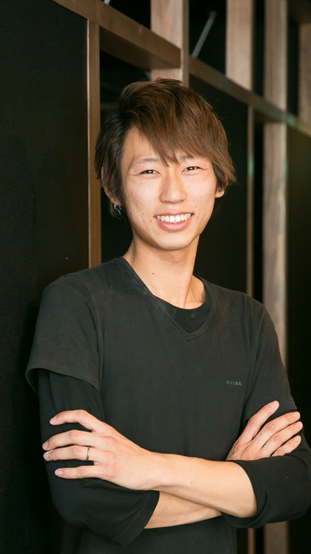 宮前　知典 氏