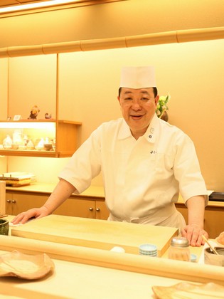 すし善 すすきの店 すすきの 鮨 寿司 の料理人 山田 正博 氏 ヒトサラ