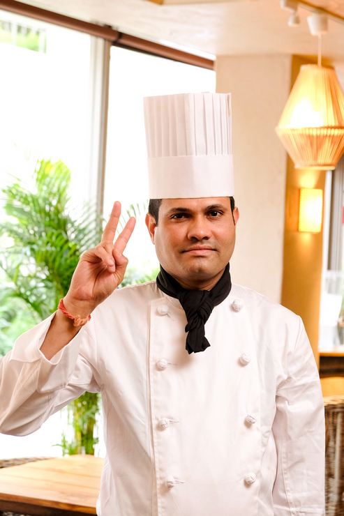 Bamboo Cafe なんば アジア料理 料理人 パ二 氏 ヒトサラ