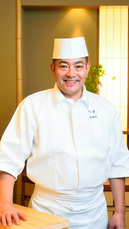 石津川　寧 氏