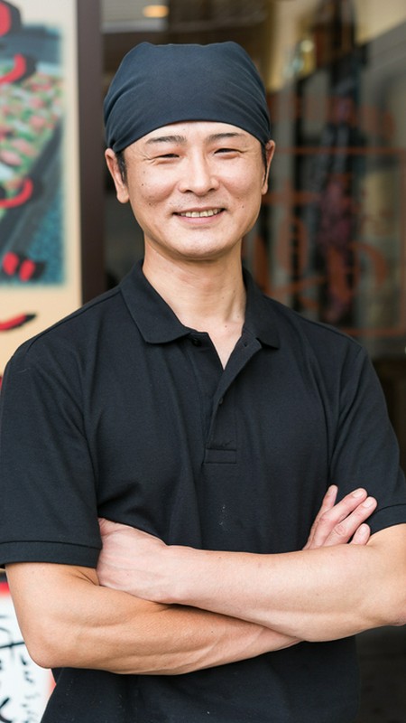 山下　晶 氏