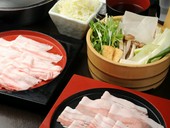 くぐり鍋　六白屋