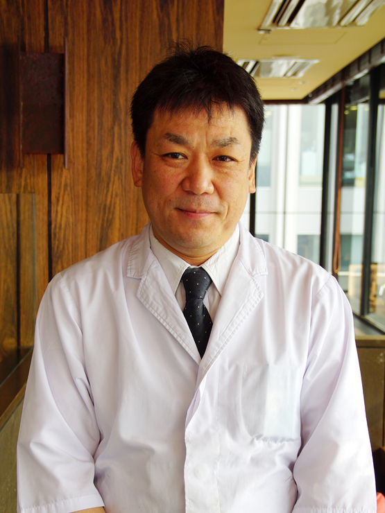 勝浦　諭 氏