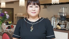 青木　薫子 氏