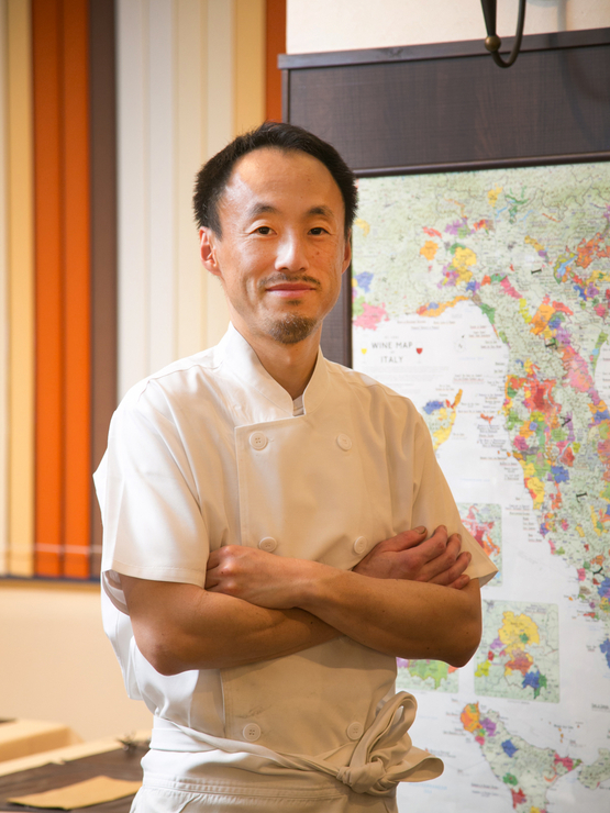 嵯峨山　崇 氏