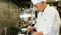 梶野　剛弘 氏