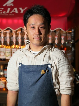 渡辺　堅三 氏