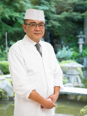 川村　満 氏