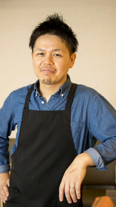 鈴木　春彦 氏