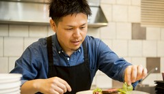 鈴木 春彦 氏