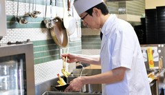 小原　冬輝 氏