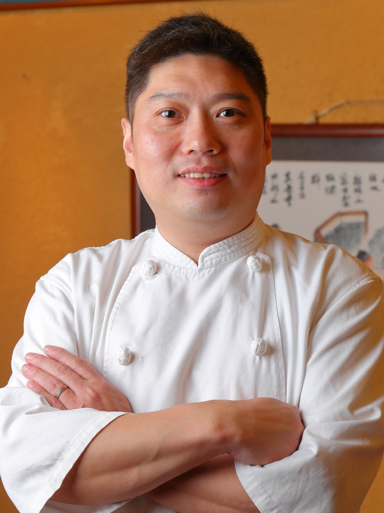 呂 氏