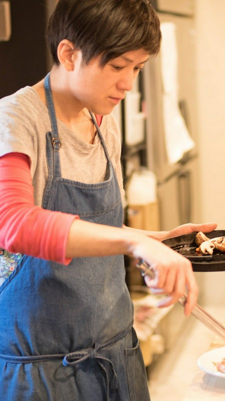 味方　麻以子 氏