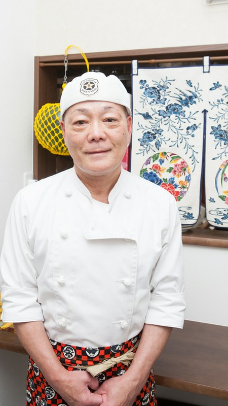 下地　栄 氏