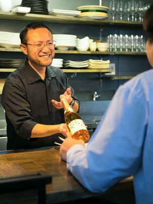 長谷川　慎士 氏