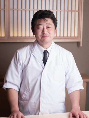 菅　浩一郎 氏