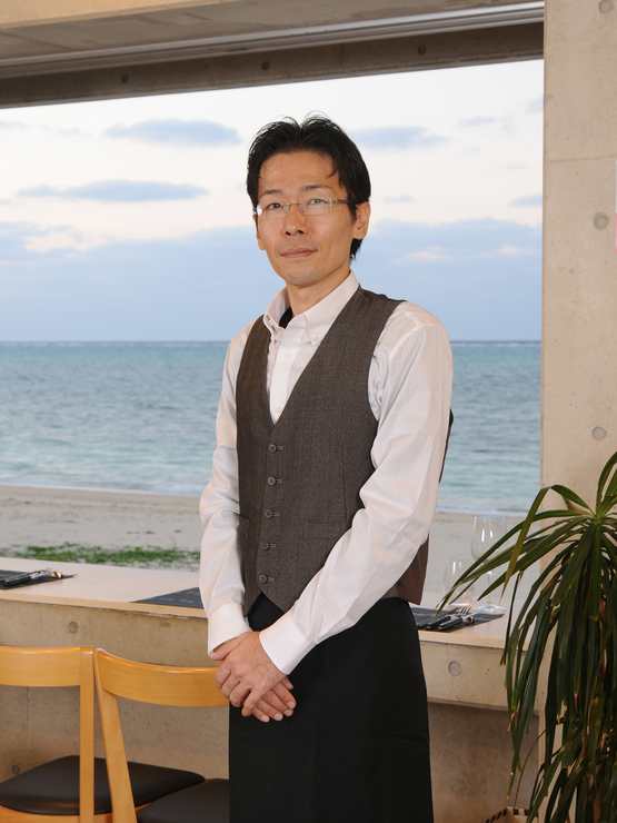 石田　健太郎 氏