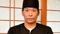 岡井　伊久磨 氏