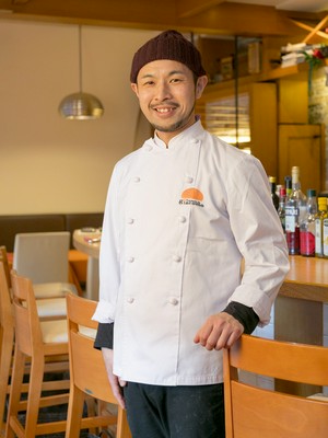 倉重　宣広 氏