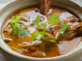 アジアンハーブレストラン カフェくるくま